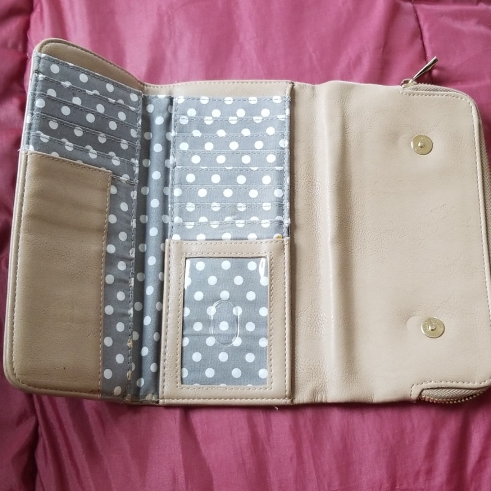 Wallet - Picture 2 of 3